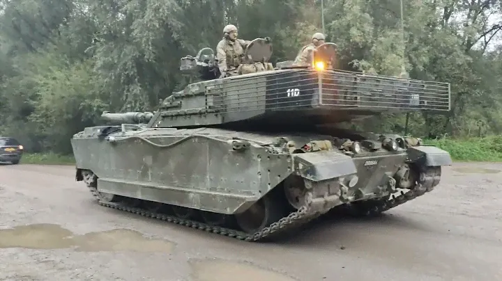 Challenger 2  ,CRARRV and warriors on the move